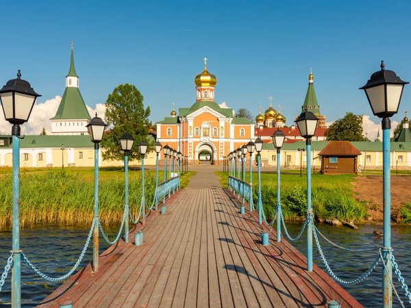 По следам истории Новгородской земли: на автобусе по Валдаю, Великому Новгороду и Старой Руссе - фото 1
