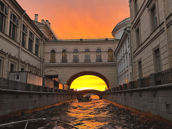 Прогулка на катере: эффектные виды Петербурга с воды - фото 2