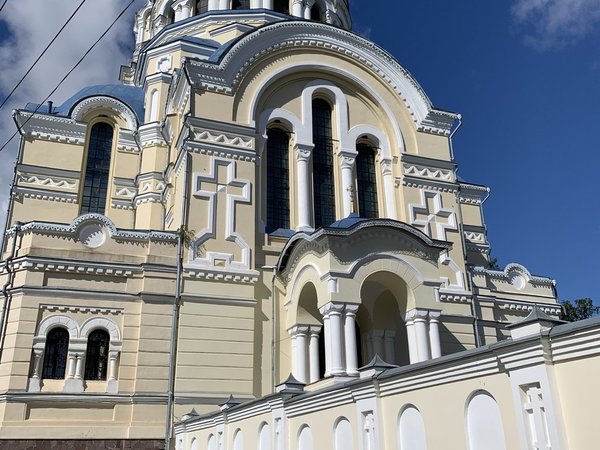 Из Калуги к истокам Руси: село Спас, Свято-Тихонова пустынь и «пояс Богородицы» - фото 4