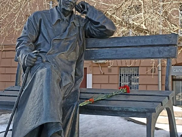 За каждым успешным мужчиной стоит великая женщина - фото 3
