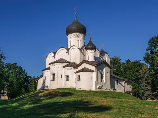 По Пскову — с архитектором