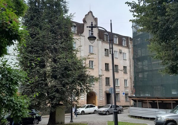 В Выборг на комфортабельном автомобиле с профессиональным краеведом - фото 4