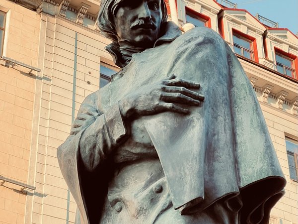 Путешествие в Коломну, или Петербург Гоголя и Достоевского - фото 2