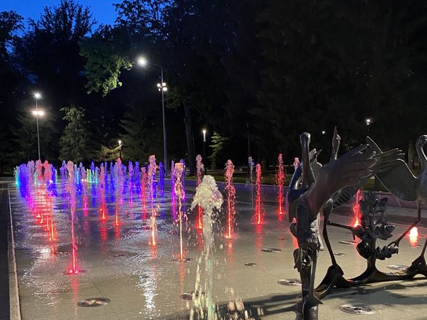 Уфа в огнях и музыке фонтанов - фото 2