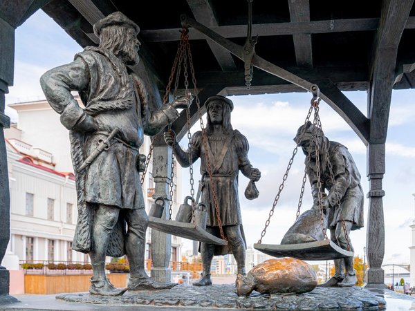 Средневековые замки и усадьбы художников: путешествие по четырём городам Беларуси - фото 4