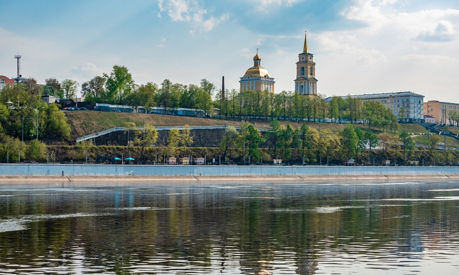 Прогулочный рейс по Каме на электрокатамаране «ЭкоходЪ-2» (по выходным)