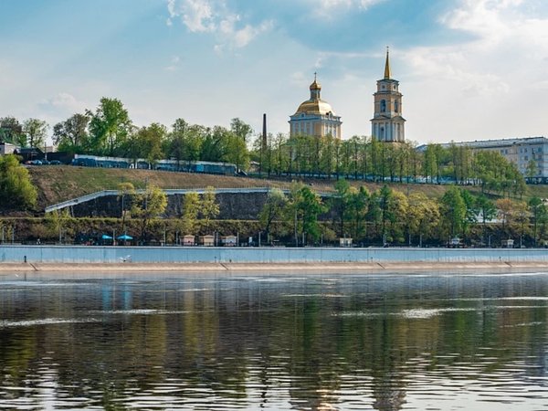 Прогулочный рейс по Каме на электрокатамаране «ЭкоходЪ-2» (по выходным) - фото 1