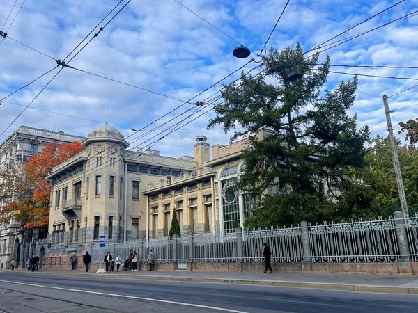 Мобильный квест в Петербурге «Погоня за призрачным скитальцем»