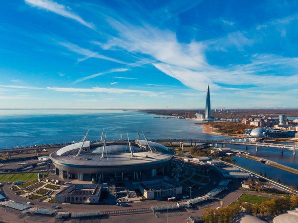 Непарадный Петербург на автомобиле: Васильевский остров, Петроградка и «Лахта-центр»