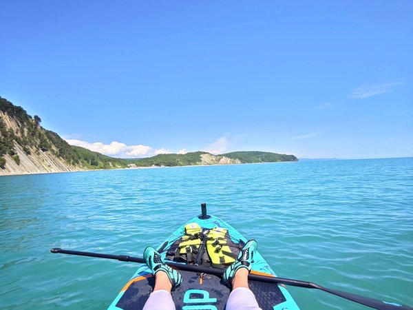 По диким пляжам Чёрного моря на сапборде (из Майкопа) - фото 3
