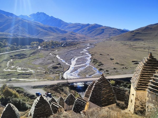 В сердце Северной Осетии: башни, горы и легенды - фото 2