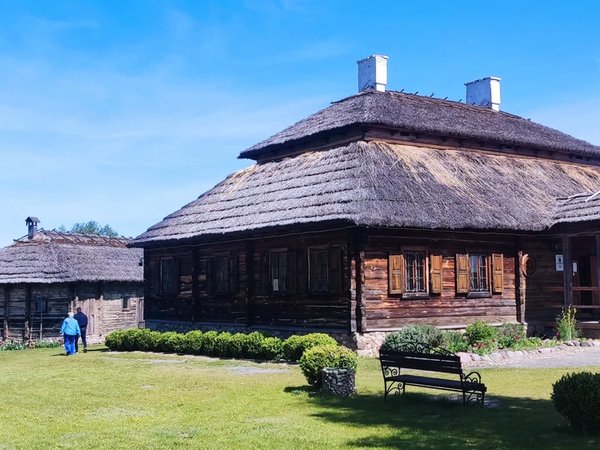 Трансфер из Бреста по замкам, дворцам и усадьбам Брестской области - фото 3