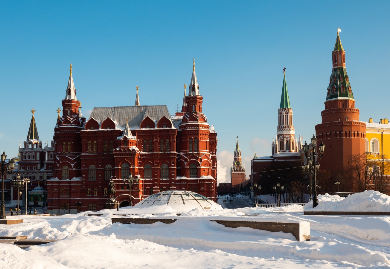 На автобусе — по красавице Москве