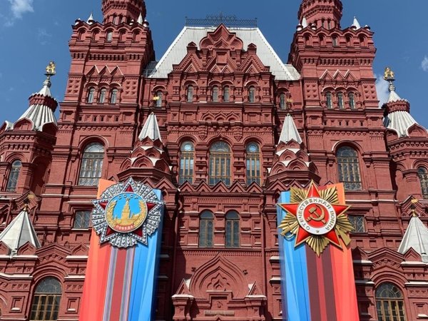 На автобусе — по красавице Москве - фото 4