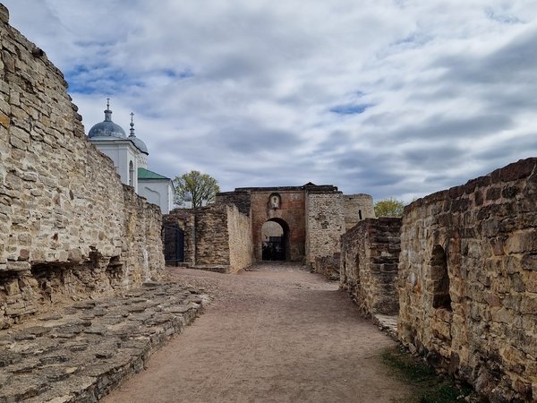 10 чудес Псковской земли из Санкт-Петербурга (2 дня) - фото 3