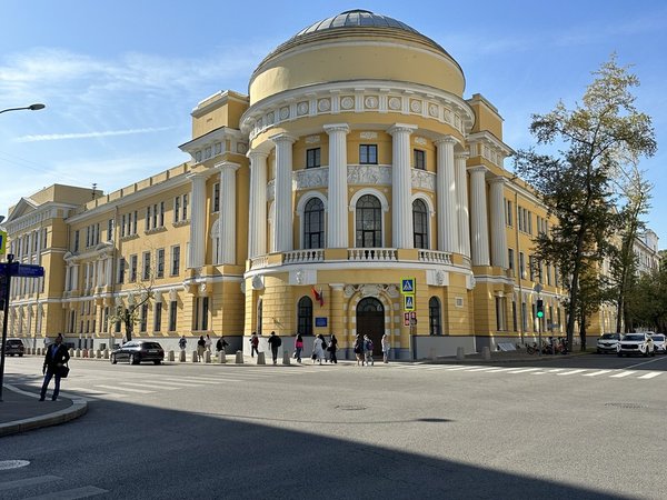 Женщины в Хамовниках: от цариц до бизнесвумен 21 века - фото 2