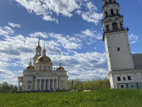 Уральская глубинка: наклонная башня и гончарный круг