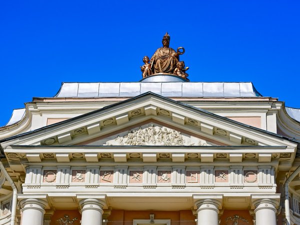 Его величество Васильевский остров