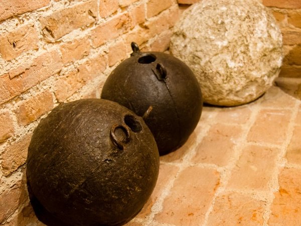 Как за каменной стеной: экскурсия в Белой башне - фото 3