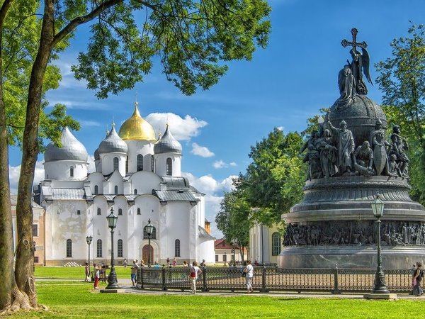 2 эпохи русской культуры: путешествие по Великому Новгороду и Старой Руссе на автобусе - фото 2