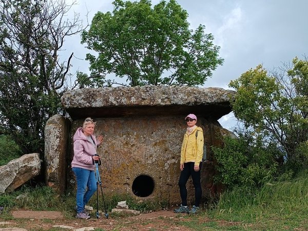 Мегалиты, спрятанные на горе Нексис в Геленджике - фото 4