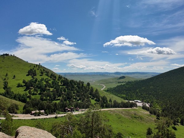 Медитативный хайкинг к храму Аглаг, созданному ламой-художником - фото 2