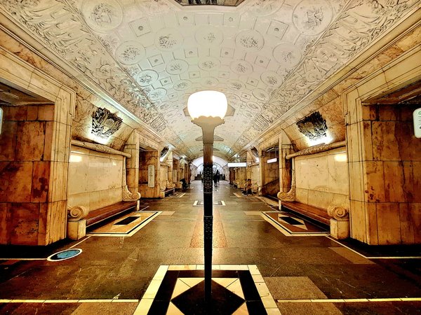Легенды дворцов подземных: в поисках храма Христа Спасителя - фото 1