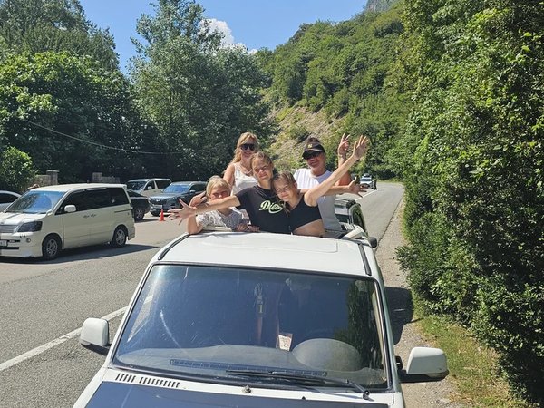 Джипинг по Абхазии и конная прогулка в долине Семи озёр - фото 2