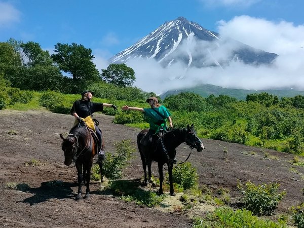 На лошадях к Корякскому вулкану с палатками. Всё включено - фото 1