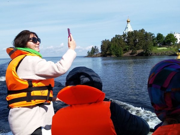 Ладожские шхеры и остров Валаам: экскурсия на катере - фото 4