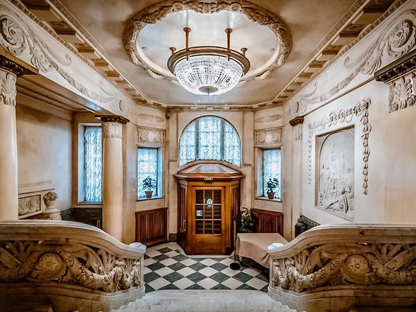 Экскурсия в особняк балерины Кшесинской - фото 1