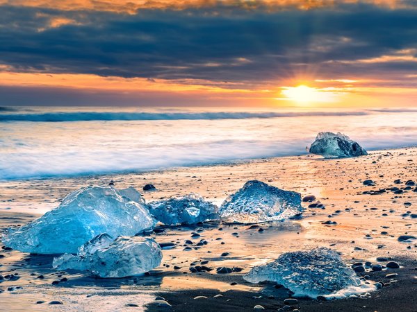 Гейзеры, водопады и ледники: всё самое-самое в Исландии - фото 3