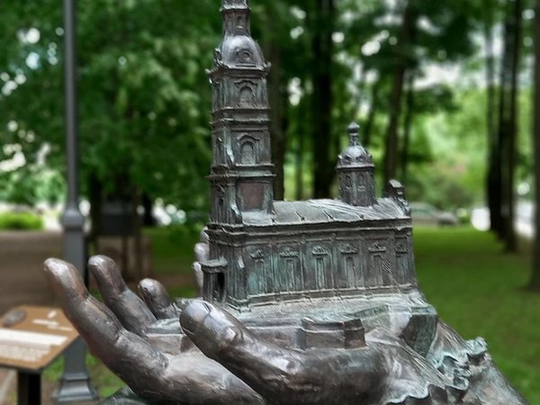 Петербург 300 лет тому назад: групповая прогулка для взрослых и детей - фото 1