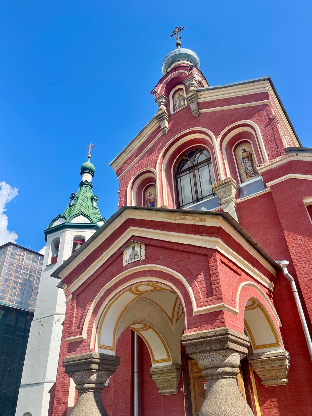 Из Петербурга — к целебным источникам и древним монастырям - фото 2