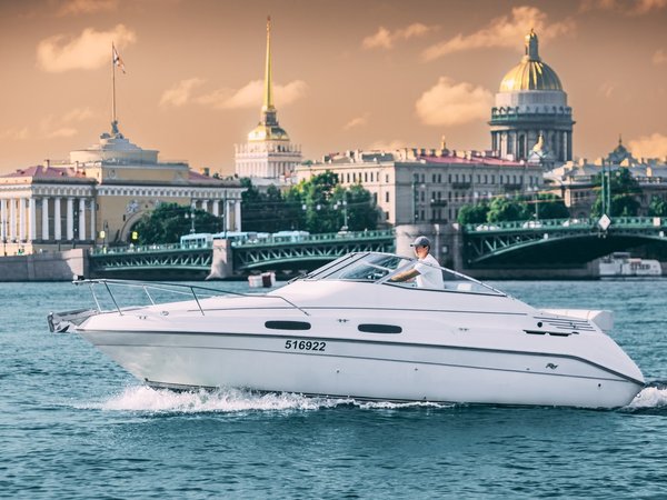 Водные линии Северной столицы: путешествие на катере - фото 2