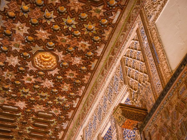 Севильский Алькасар: королевские дворцы, легенды и сады - фото 4
