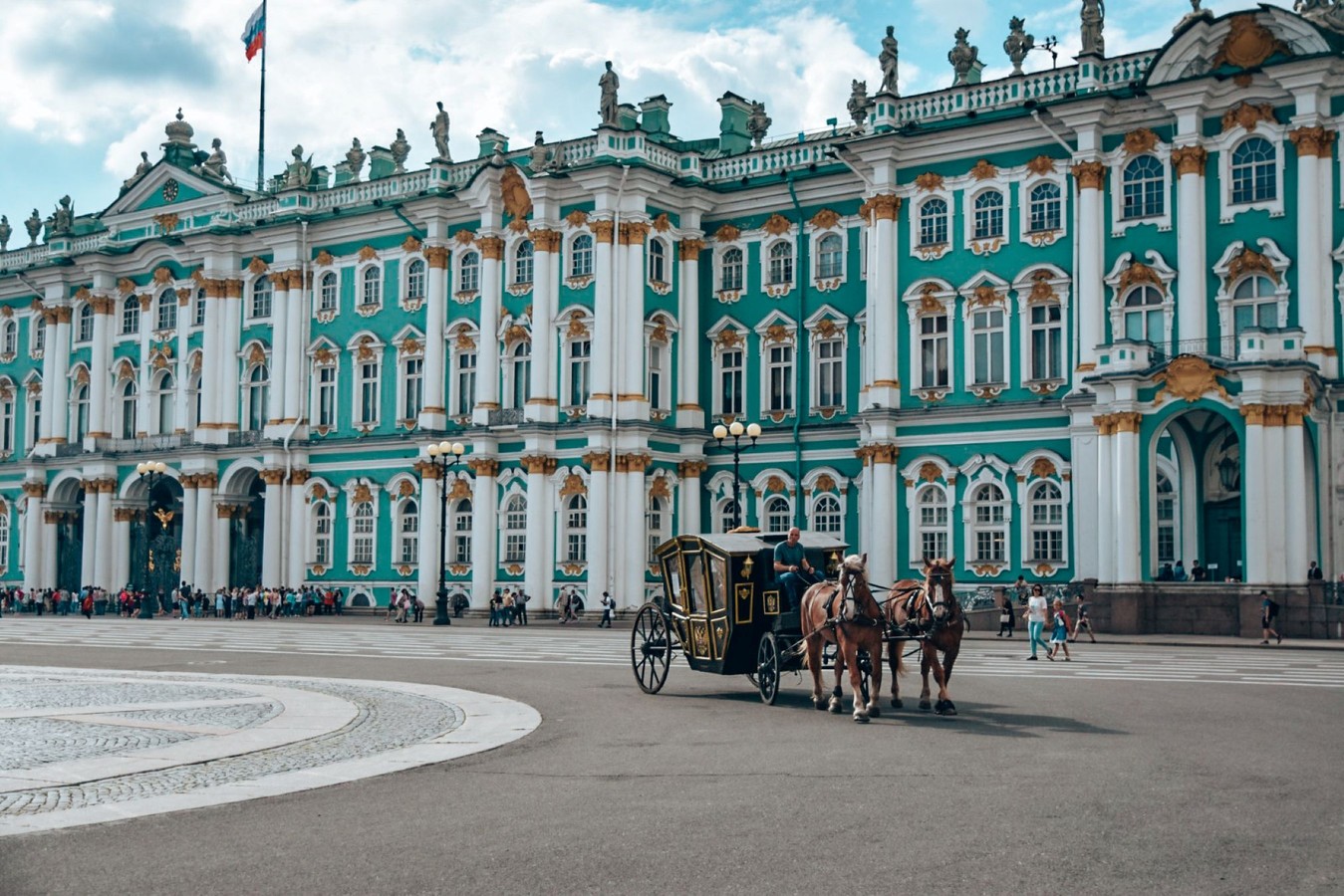 Петербург парадный и неприметный