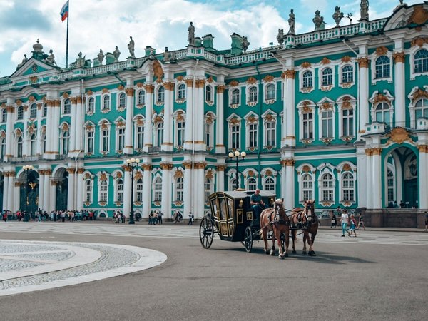 Петербург парадный и неприметный