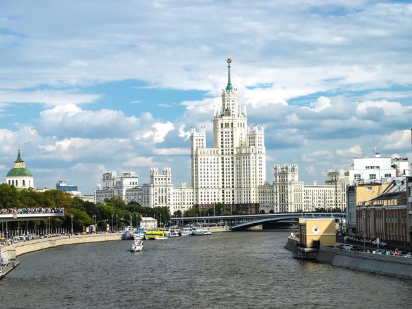 Сталинские высотки. 7 легенд послевоенной Москвы - фото 3