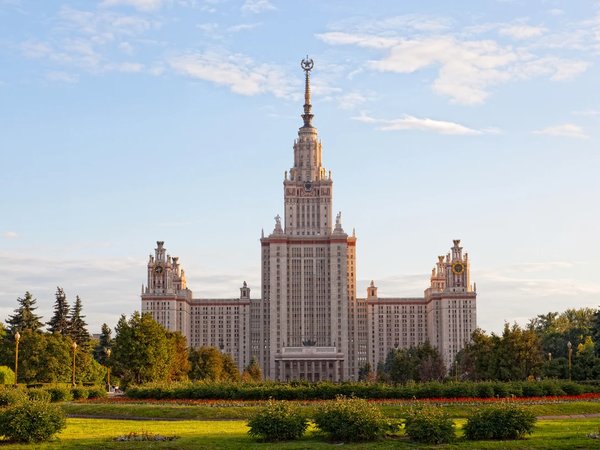Сталинские высотки. 7 легенд послевоенной Москвы - фото 4