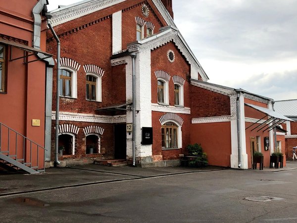 Неожиданные Сыромятники: индустриальные гиганты, арт-пространства и монастырь - фото 2