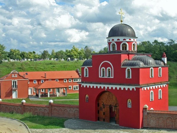 Нови-Сад, Сремски-Карловци и Фрушка-Гора: жемчужины Воеводины - фото 4