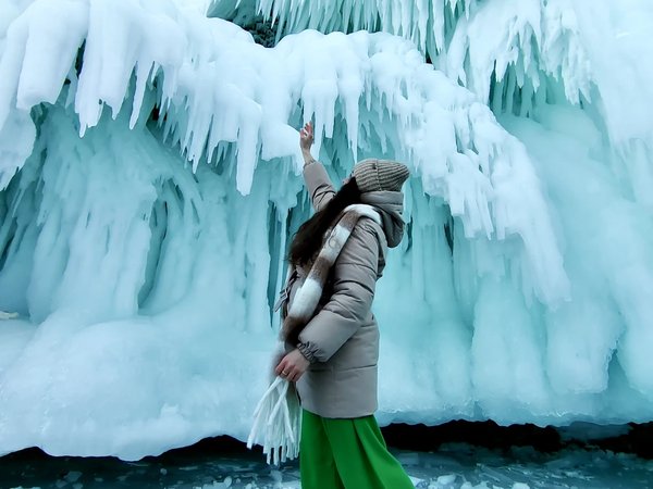 Зимний Ольхон: чистый лёд, пузырьки и гроты - фото 3