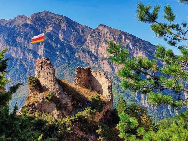 Семейный треккинг в Дигории с размещением в гостинице - фото 3