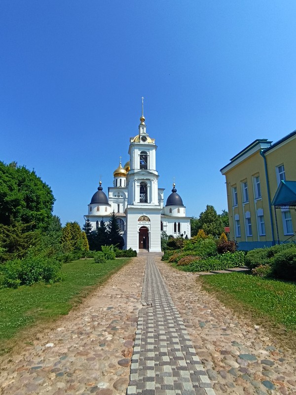 Дмитров — древний город четырёх корон