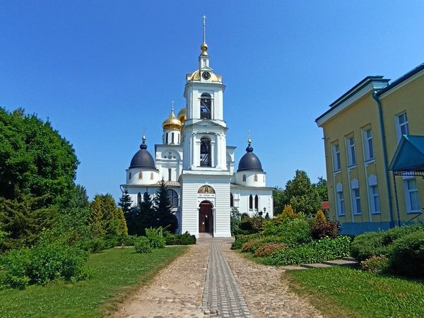 Дмитров — древний город четырёх корон