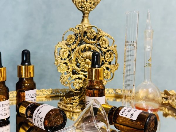 Парфюмерная прогулка по Еревану и экскурсия в музей ароматов - фото 1