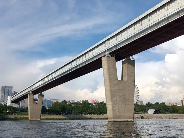 Мегаполис на большой реке: по Новосибирску — на катере - фото 4
