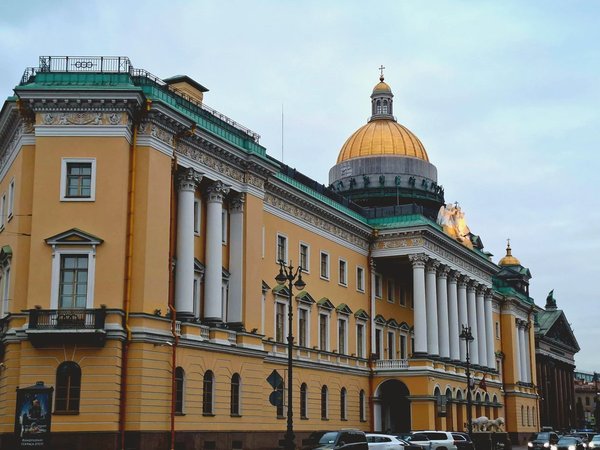Полуденный выстрел и колоннада Исаакиевского собора - фото 4