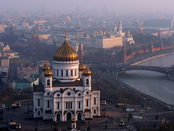 Храм Христа Спасителя и панорамы Москвы - фото 1